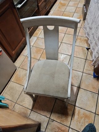 4 Sillas de comedor perfecto para pintar