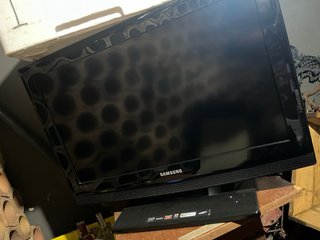 Televisor Samsung 26 pulgadas Negro