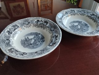 2 Platos hondos de La Cartuja de Sevilla. Lote n°3