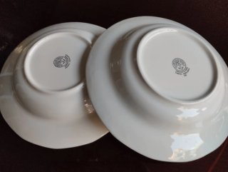 2 Platos hondos de La Cartuja de Sevilla. Lote n°3