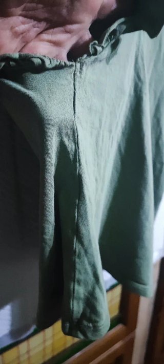 T-shirt Zara donna maniche a volant