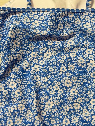 Bañador Shein floral azul y blanco
