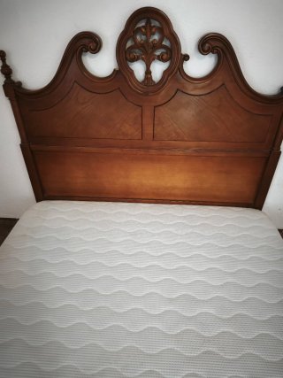 Cama 1.50x2.10 con Cabezal Madera