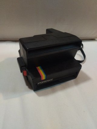 Polaroid 600 land camera pronto600