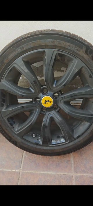 Llantas 8x18 5x108