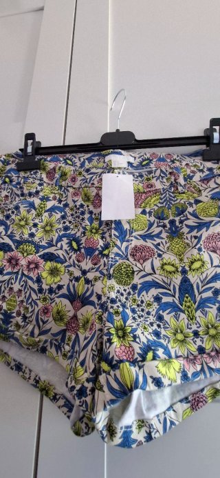 Shorts H&M florales
