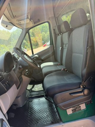 Mercedes-Benz Sprinter 2011
