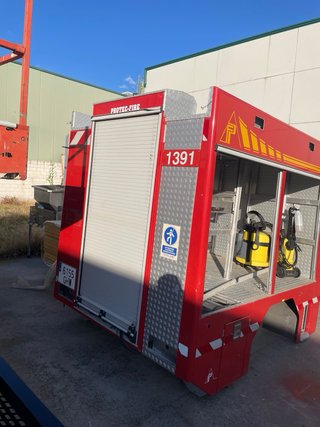 Caja de camión de bomberos