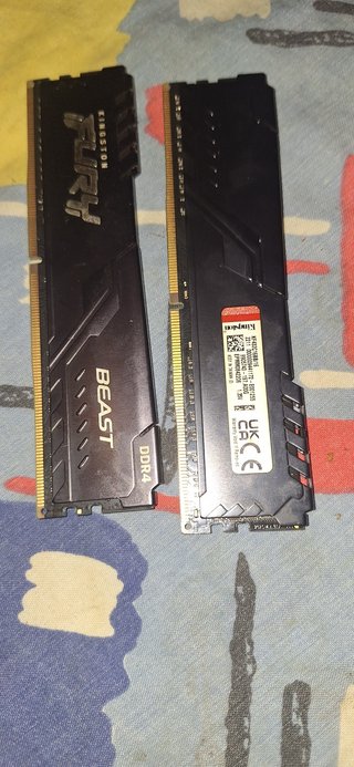 2x Kingston Fury Beast DDR4 3200MHz RAM