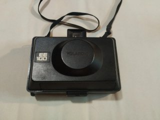 Polaroid EE 100 Cámara Instantánea