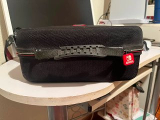 Maletín Nintendo Switch Negro