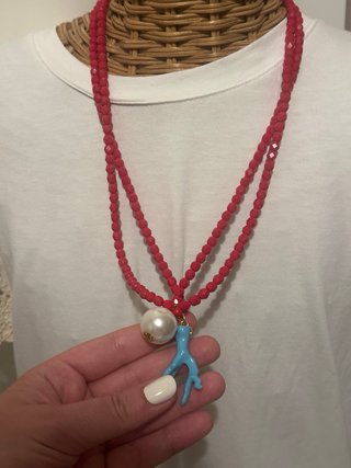 Collana cristalli rossi con corallo blu