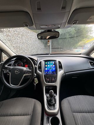 Opel Astra J