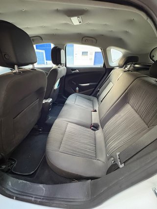 Opel Astra J