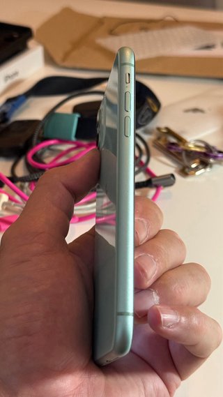 Vendo iPhone 11 128GB verde claro