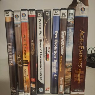 Videojuegos PC: Call of Duty 2, Age of Empires 3..