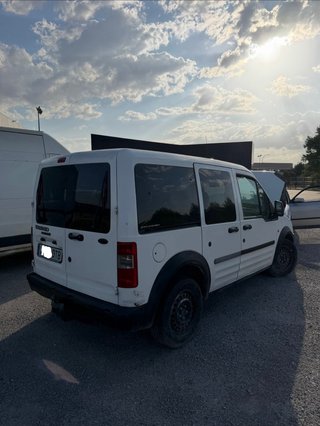 Ford Transit Connect 2005