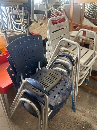 Seggiolini da terrazza in plastica impilabili 5€-10