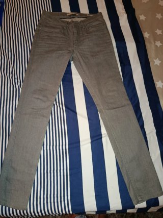 Pantalón largo gris hombre