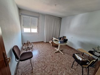 Se vende piso,  149m construidos,  118 m útiles Ha
