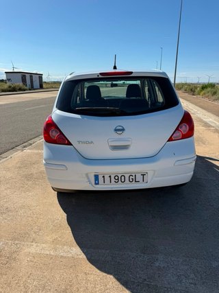 Nissan Tiida 2009