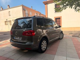 Volkswagen Touran 2015