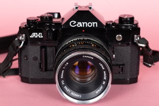 Cámara Canon A-1 con FD 50mm 1:1.8 Chrome Nose S.C