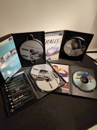 Pack 14 Juegos PC: FIFA, TOCA, Half-Life 2