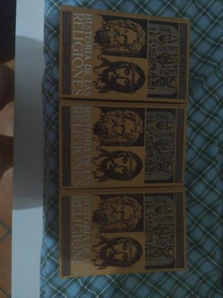 3 Tomo de la colección sobre la Historia Religiosa