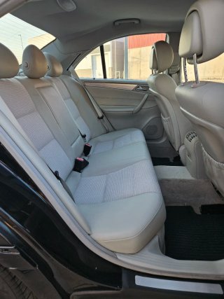 Mercedes-Benz Clase C 2006