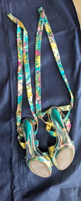 Sandalias Clowse tacón multicolor lazo