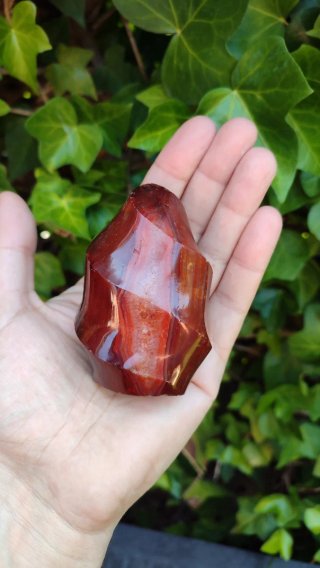 Mineral: llama de cornalina