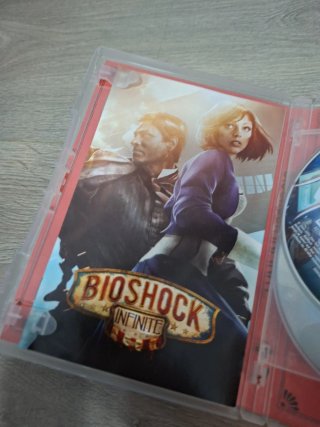 Juegos PC: Bioshock, Riven, Evil Twin