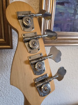 Bajo Fender MIM 1991 Inmaculado + Regalos
