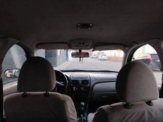 Nissan Almera 2002