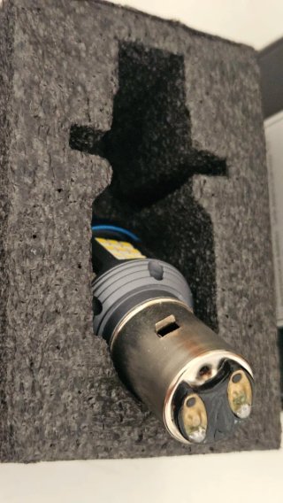 Bombilla LED H6/BA20D 12-80V blanco y amarillo
