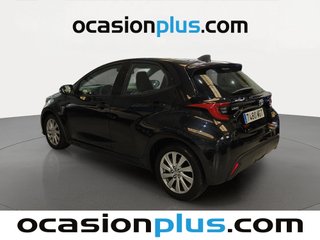 Toyota Yaris 120H Active Tech 85 kW (116 CV)