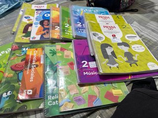 Libros del colegio claret 2 primaria @piensa a y b