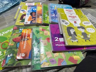 Libros del colegio claret 2 primaria @piensa a y b