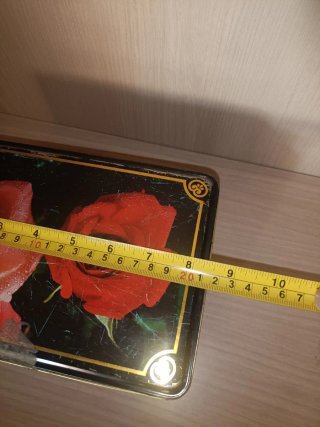 Caja Metálica Cola Cao Vintage Rosas