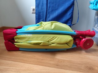 Cuna de viaje infantil multicolor