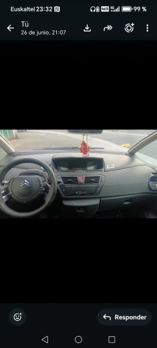 Citroen Grand C4 Picasso 2011