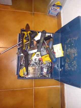 Manitas no se vende caja