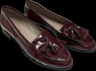 Zapatos mocasines de charol rojos con flecos