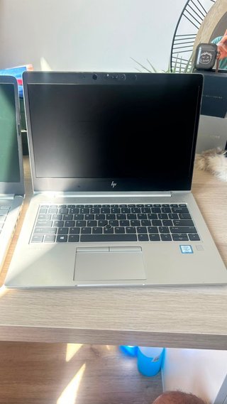 2 Ordenadores HP Plata y Negro