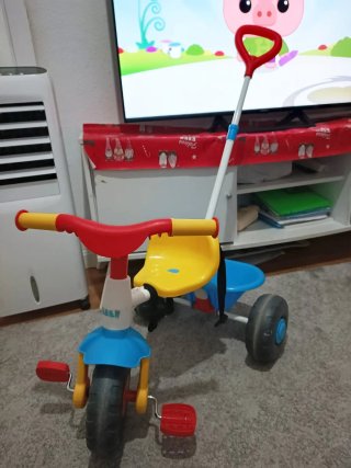 -Bicicleta de equilibrio  -Triciclo -Correpacillos