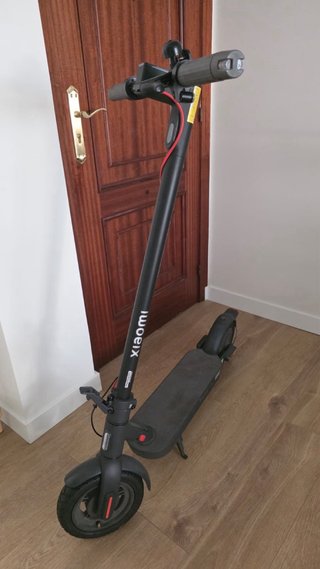 Patinete Eléctrico Xiaomi 4 Pro (2ª Gen)