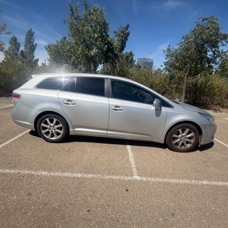 Toyota Avensis 2010
