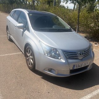 Toyota Avensis 2010