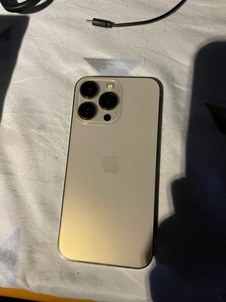 iPhone 13 Pro dorao